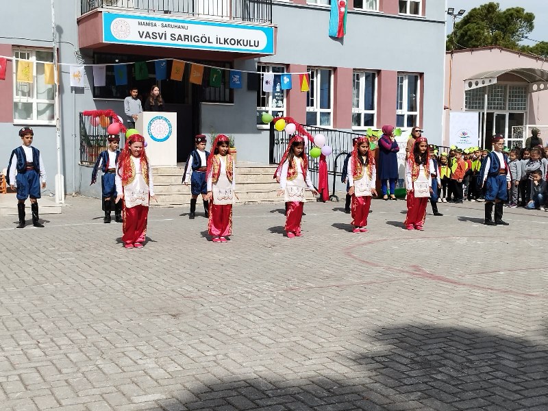 BAHARIN MÜJDECİSİ NEVRUZ PAŞAKÖY MAHALLESİNDE COŞKUYLA KUTLANDI